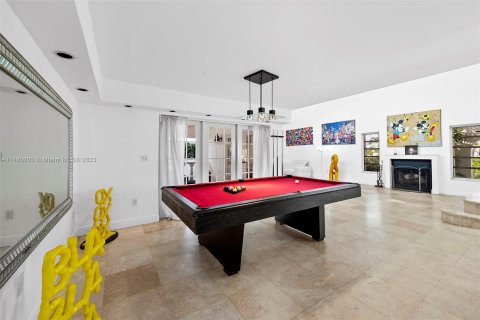 Villa ou maison à vendre à North Miami Beach, Floride: 6 chambres, 348.57 m2 № 858515 - photo 10