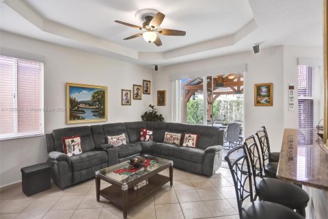 Villa ou maison à vendre à Miramar, Floride: 5 chambres, 268.95 m2 № 986767 - photo 24