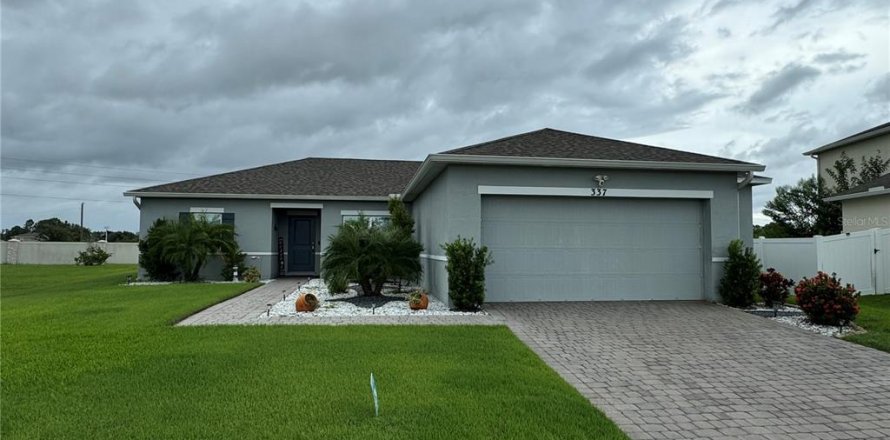 Villa ou maison à Kissimmee, Floride 3 chambres, 160.16 m2 № 1307569