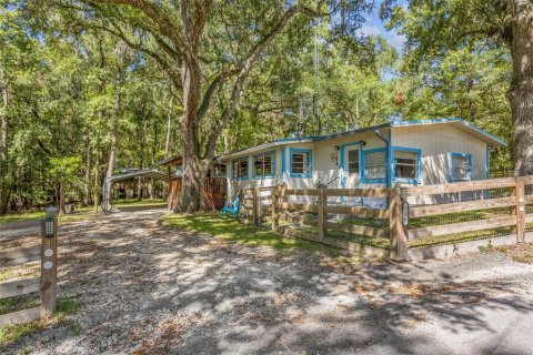 Villa ou maison à vendre à Fort White, Floride: 2 chambres, 96.25 m2 № 1343901 - photo 4