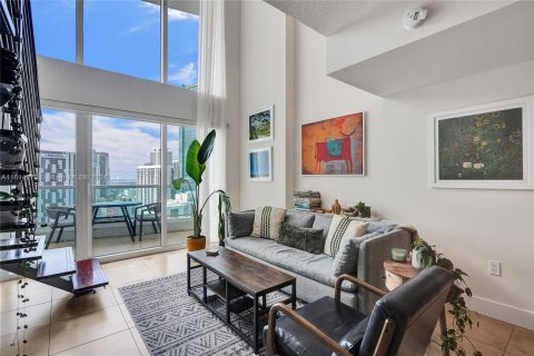 Condo in Miami, Florida, 1 bedroom  № 1270282 - photo 6