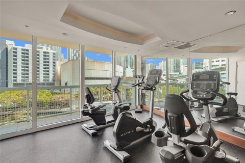 Condo in Miami, Florida, 1 bedroom  № 1270282 - photo 17