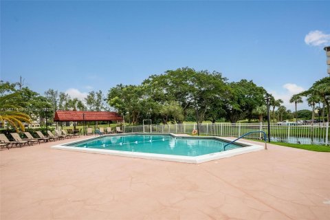 Condominio en venta en Lauderhill, Florida, 2 dormitorios, 106.65 m2 № 1394241 - foto 26