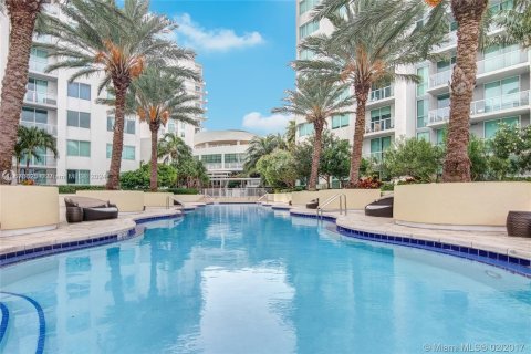 Condominio en venta en Miami, Florida, 2 dormitorios, 87.33 m2 № 1394321 - foto 18