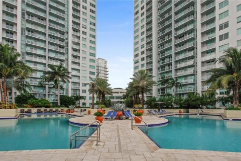 Condominio en venta en Miami, Florida, 2 dormitorios, 87.33 m2 № 1394321 - foto 27