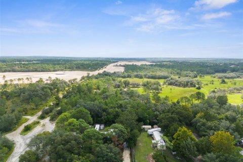 Terreno en venta en Weeki Wachee, Florida № 1343860 - foto 8