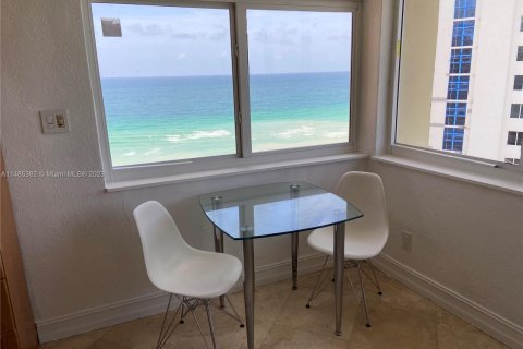 Copropriété à vendre à Sunny Isles Beach, Floride: 33.44 m2 № 839449 - photo 9