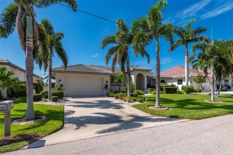 Villa ou maison à vendre à Punta Gorda, Floride: 3 chambres, 208.19 m2 № 1286064 - photo 7