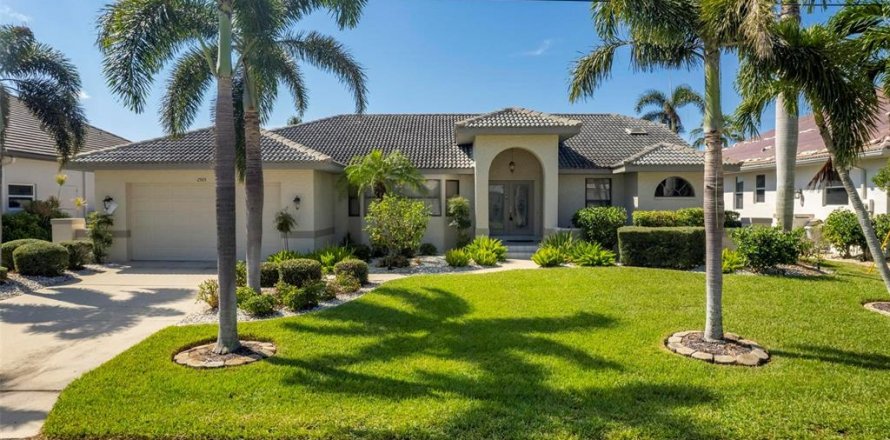 Villa ou maison à Punta Gorda, Floride 3 chambres, 208.19 m2 № 1286064