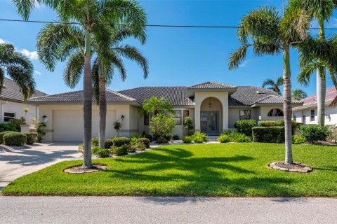 Villa ou maison à vendre à Punta Gorda, Floride: 3 chambres, 208.19 m2 № 1286064 - photo 8