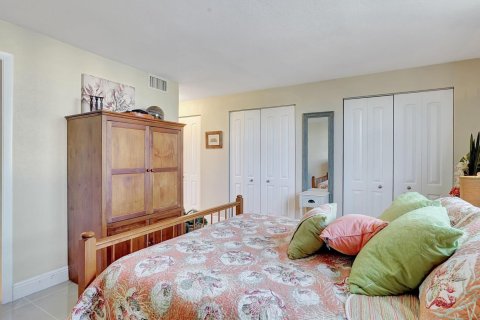 Condominio en venta en Dania Beach, Florida, 2 dormitorios, 110.55 m2 № 1118611 - foto 22