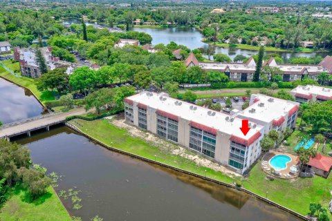 Condominio en venta en Lauderhill, Florida, 2 dormitorios, 99.41 m2 № 1178237 - foto 5