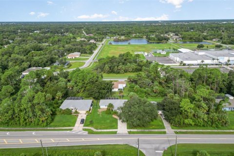 Villa ou maison à vendre à North Port, Floride: 3 chambres, 134.15 m2 № 1382928 - photo 30