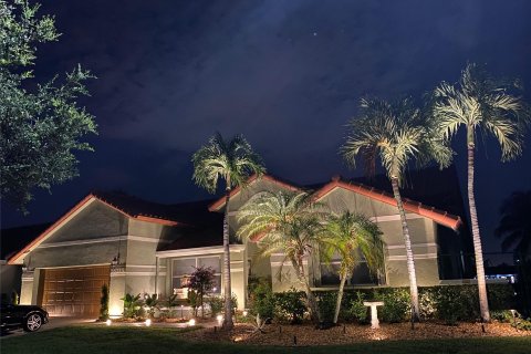 Villa ou maison à vendre à Pembroke Pines, Floride: 4 chambres, 263.75 m2 № 1223543 - photo 27