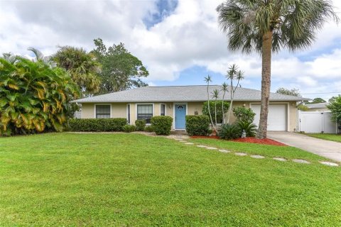 Villa ou maison à vendre à Edgewater, Floride: 3 chambres, 115.94 m2 № 1379930 - photo 1