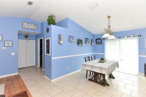 House in Edgewater, Florida 3 bedrooms, 115.94 sq.m. № 1379930 - photo 30