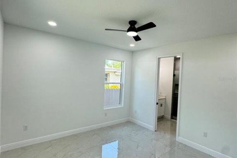 Casa en venta en Tampa, Florida, 3 dormitorios, 143.72 m2 № 1296295 - foto 28