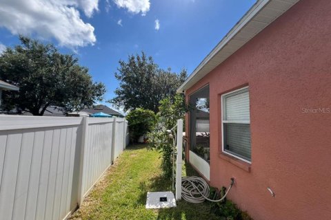 Villa ou maison à vendre à Kissimmee, Floride: 4 chambres, 163.23 m2 № 1326492 - photo 11